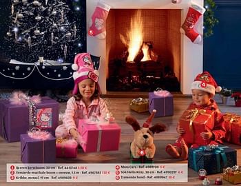 Promoties Ijzeren kerstboom - Huismerk - Carrefour  - Geldig van 01/12/2010 tot 31/12/2010 bij Carrefour