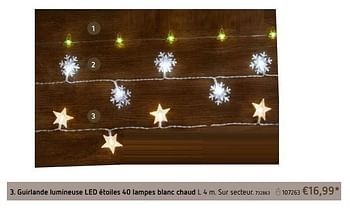 Promotions Guirlande lumineuse led étoiles 40 lampes blanc chaud - Produit maison - Dreamland - Valide de 23/11/2017 à 25/12/2017 chez Dreamland