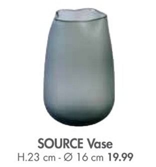 Promotions Source vase - Produit maison - Casa - Valide de 27/11/2017 à 31/12/2017 chez Casa