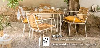 Promotions Brindisi chaise empilable - Produit maison - Casa - Valide de 30/04/2018 à 27/05/2018 chez Casa