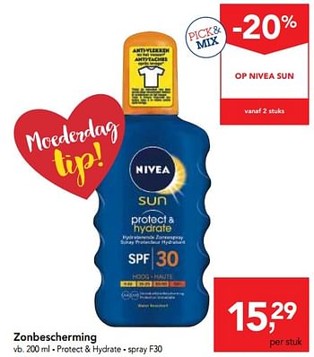Promoties Nivea sun protect + hydrate - spray f30 - Nivea - Geldig van 09/05/2018 tot 22/05/2018 bij Makro