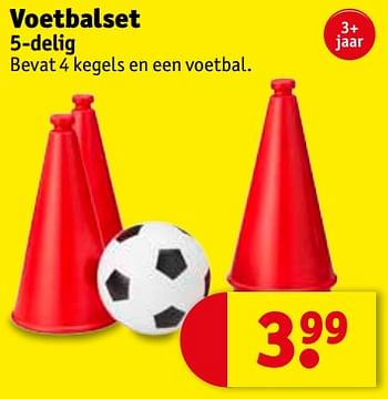 Promoties Voetbalset 5-delig - Huismerk - Kruidvat - Geldig van 15/05/2018 tot 27/05/2018 bij Kruidvat