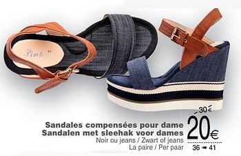 Promotions Sandales compensées pour dame sandalen met sleehak voor dames - Produit maison - Cora - Valide de 03/07/2018 à 16/07/2018 chez Cora