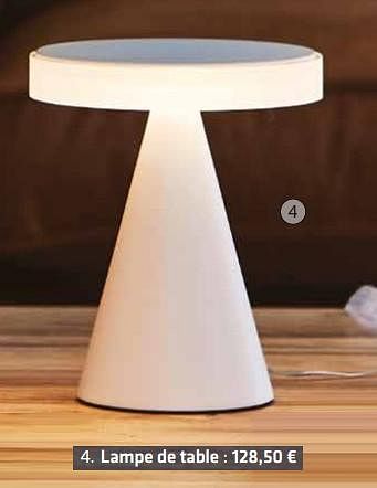 Promotions Lampe de table - Produit Maison - Euroshop - Valide de 17/09/2018 à 31/12/2018 chez Euro Shop