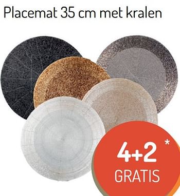 Promotions Placemat 35 cm met kralen - Produit Maison - Meubelen Jonckheere - Valide de 03/01/2019 à 31/01/2019 chez Meubelen Jonckheere