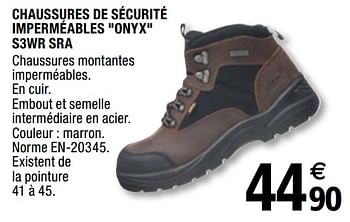 Promotions Chaussures de sécurité imperméables onyx s3wr sra - Produit Maison - Brico Depot - Valide de 01/04/2019 à 31/12/2019 chez Brico Depot