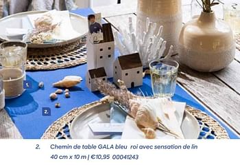 Promotions Chemin de table gala bleu roi avec sensation de lin - Gala - Valide de 11/02/2021 à 31/07/2021 chez Ava