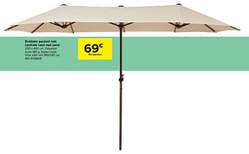 Promoties Dubbele parasol met centrale voet met zand - Huismerk - Carrefour  - Geldig van 30/03/2021 tot 30/06/2021 bij Carrefour