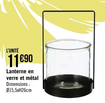 Promotions Lanterne en verre et métal - Produit Maison - Géant Casino - Valide de 12/04/2021 à 09/05/2021 chez Géant Casino