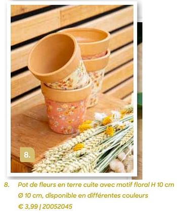 Promotions Pot de fleurs en terre cuite avec motif floral - Produit Maison - Ava - Valide de 04/03/2022 à 31/07/2022 chez Ava