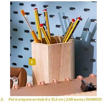 Promotions Pot à crayons en bois - Produit Maison - Ava - Valide de 26/07/2022 à 27/09/2022 chez Ava