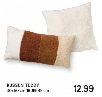Promoties Kussen teddy - Huismerk - Xenos - Geldig van 07/11/2022 tot 20/11/2022 bij Xenos