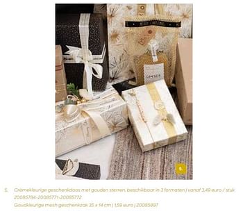 Promoties Crèmekleurige geschenkdoos met gouden sterren - Huismerk - Ava - Geldig van 24/10/2023 tot 31/12/2023 bij Ava