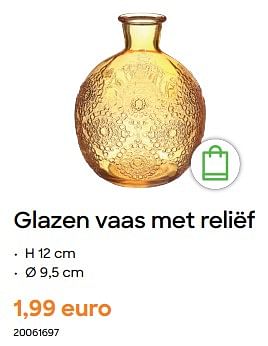 Promotions Glazen vaas met reliëf - Produit Maison - Ava - Valide de 29/01/2024 à 31/07/2024 chez Ava