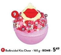 Badbruisbal kiss chase-BOMB