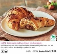 Promotions Croissants met hazelnoot en chocolade - Produit maison - Bofrost - Valide de 01/03/2024 à 30/08/2024 chez Bofrost
