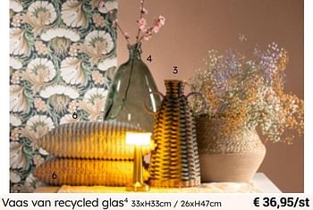 Promotions Vaas van recycled glas - Produit Maison - Multi Bazar - Valide de 08/03/2024 à 30/06/2024 chez Multi Bazar