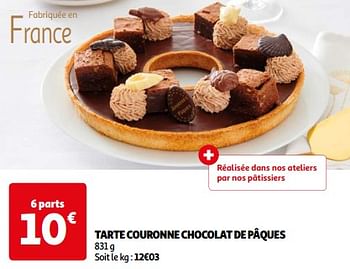 Promotions Tarte couronne chocolat de pâques - Produit Maison - Auchan Ronq - Valide de 26/03/2024 à 01/04/2024 chez Auchan Ronq