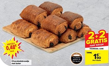 Promoties Chocoladebroodje met boter - Huismerk - Carrefour  - Geldig van 10/04/2024 tot 16/04/2024 bij Carrefour