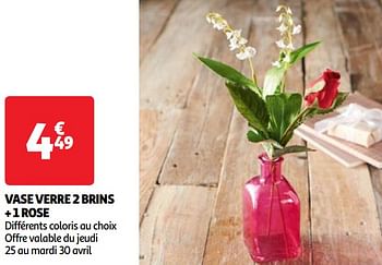 Promoties Vase verre 2 brins + 1 rose - Huismerk - Auchan - Geldig van 30/04/2024 tot 06/05/2024 bij Auchan