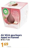 Promoties Air wick geurkaars appel en kaneel - Airwick - Geldig van 01/05/2024 tot 07/05/2024 bij Action