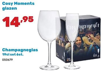 Promoties Champagneglas - Cosy Moments - Geldig van 06/05/2024 tot 22/06/2024 bij Happyland