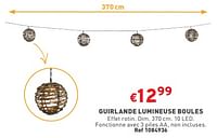 Promotions Guirlande lumineuse boules - Produit maison - Trafic  - Valide de 22/05/2024 à 27/05/2304 chez Trafic