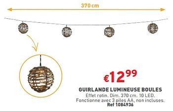 Promotions Guirlande lumineuse boules - Produit maison - Trafic  - Valide de 22/05/2024 à 27/05/2304 chez Trafic