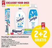 Promoties Tandenborstel classic clean medium, signal - Signal - Geldig van 06/06/2024 tot 12/06/2024 bij Delhaize