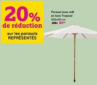 Promotions Parasol avec mât en bois tropical - Produit maison - Leen Bakker - Valide de 10/06/2024 à 23/06/2024 chez Leen Bakker