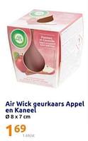 Promoties Air wick geurkaars appel en kaneel - Airwick - Geldig van 19/06/2024 tot 25/06/2024 bij Action