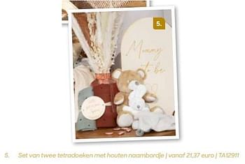 Promoties Set van twee tetradoeken met houten naambordje - Huismerk - Ava - Geldig van 20/07/2024 tot 31/12/2024 bij Ava