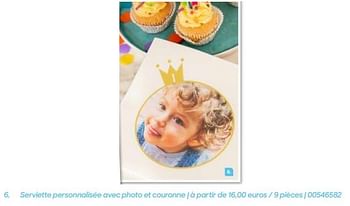 Promotions Serviette personnalisée avec photo et couronne - Produit Maison - Ava - Valide de 20/07/2024 à 31/12/2024 chez Ava