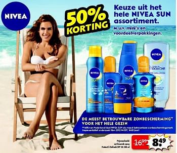 Aanbiedingen Verfrissende spray protect + refresh spf 30 - Nivea - Geldig van 22/07/2014 tot 03/08/2014 bij Kruidvat
