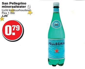 Aanbiedingen San pellegrino mineraalwater  licht koolzuurhoudend - San Pellegrino - Geldig van 27/12/2014 tot 01/01/2015 bij Hoogvliet