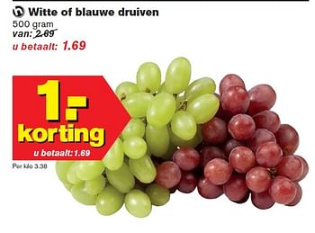 Aanbiedingen Witte of blauwe druiven - Huismerk - Hoogvliet - Geldig van 04/03/2015 tot 10/03/2015 bij Hoogvliet