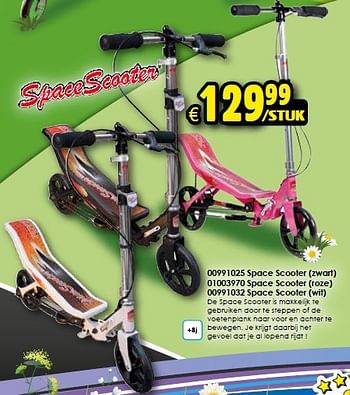 Aanbiedingen Space scooter (zwart) - SpaceScooter - Geldig van 18/04/2015 tot 03/05/2015 bij ToyChamp