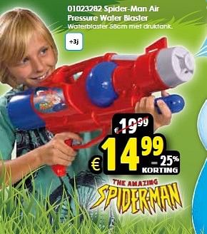 Aanbiedingen Spider-man air pressure water blaster - Spider-man - Geldig van 16/05/2015 tot 31/05/2015 bij ToyChamp