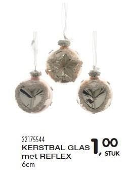 Aanbiedingen Kerstbal glas met reflex - Huismerk - Supra Bazar - Geldig van 10/11/2015 tot 08/12/2015 bij Supra Bazar