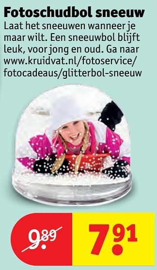 Aanbiedingen Fotoschudbol sneeuw - Huismerk - Kruidvat - Geldig van 24/10/2016 tot 19/12/2016 bij Kruidvat