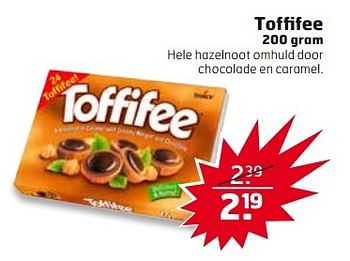 Aanbiedingen Toffifee hele hazelnoot omhuld door chocolade en caramel - Toffifee - Geldig van 30/05/2017 tot 04/06/2017 bij Trekpleister