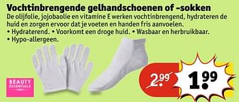 Aanbiedingen Vochtinbrengende gelhandschoenen of -sokken - Beauty Essentials - Geldig van 30/05/2017 tot 11/06/2017 bij Kruidvat