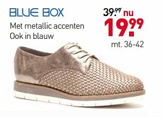 Aanbiedingen Schoenen met metallic accenten ook in blauw - Blue-Box - Geldig van 19/06/2017 tot 02/07/2017 bij Scapino