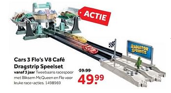 Aanbiedingen Cars 3 flo`s v8 café dragstrip speelset - Cars - Geldig van 25/09/2017 tot 10/12/2017 bij Intertoys