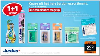 Aanbiedingen Tandenborstel individual reach medium - Jordan - Geldig van 14/11/2017 tot 26/11/2017 bij Trekpleister