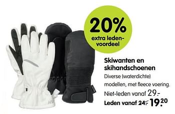 Aanbiedingen Skiwanten en skihandschoenen - Human Nature - Geldig van 27/11/2017 tot 10/12/2017 bij ANWB