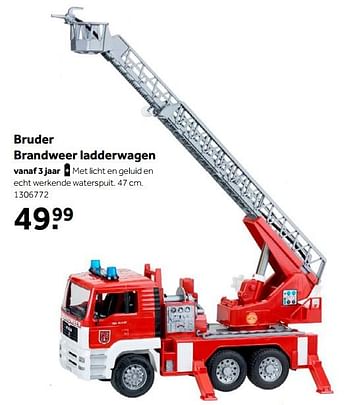 Aanbiedingen Bruder brandweer ladderwagen - Bruder - Geldig van 02/10/2021 tot 05/12/2021 bij Intertoys