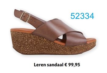 Aanbiedingen Leren sandaal - Pavement - Geldig van 01/04/2022 tot 30/04/2022 bij Bonaparte