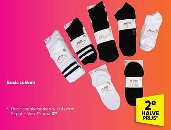 Aanbiedingen Basic sneakersokken wit of zwart - Huismerk - Big Bazar - Geldig van 12/09/2022 tot 25/09/2022 bij Big Bazar