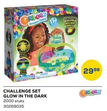 Aanbiedingen Challenge set glow in the dark - Spin Master - Geldig van 21/10/2022 tot 07/12/2022 bij Supra Bazar